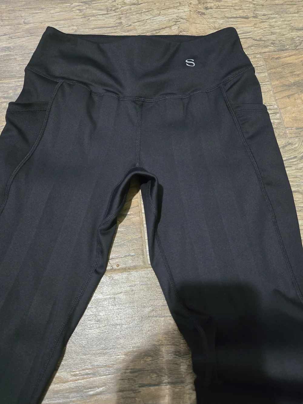 Skinnify  Leggings with built-in resistance bands and side pockets - Picture 6 of 10
